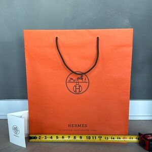 Hermes shopping bag with receipt holder